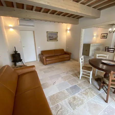 Belvilla By Oyo Podere San Giovanni Ventisei Casa vacanze Chianni